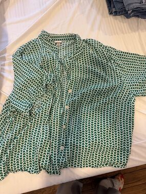a new day Green and White Patterned Button-Up Blouse